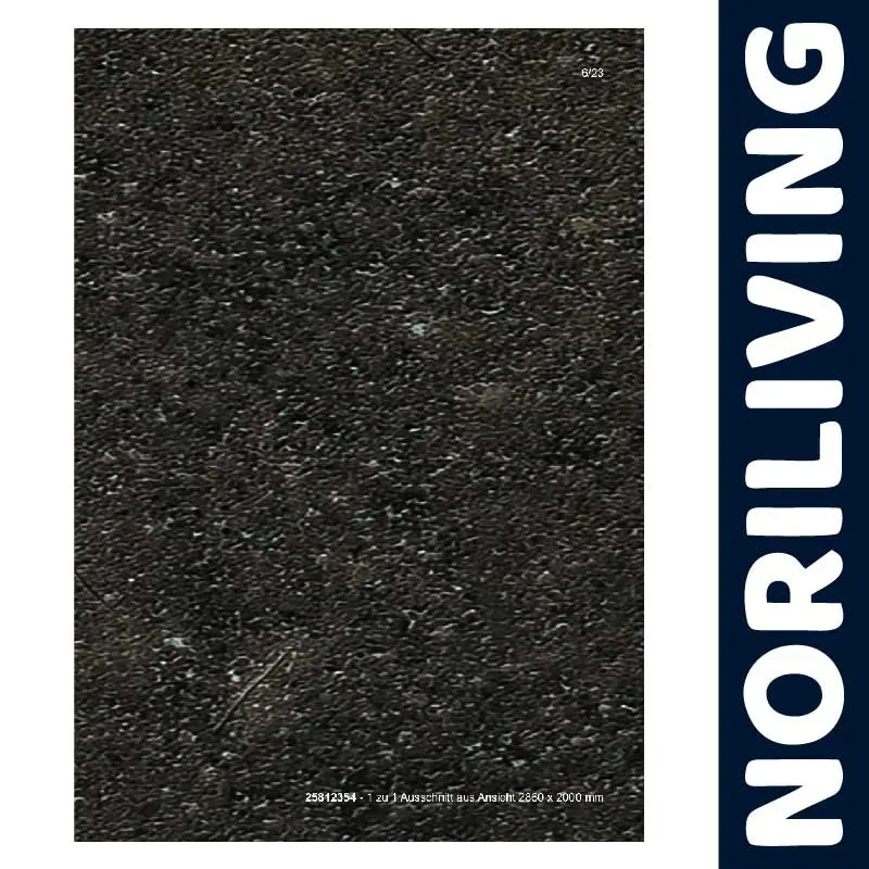 Nahaufnahme eines dunklen Teppichmusters der Marke Noriliving